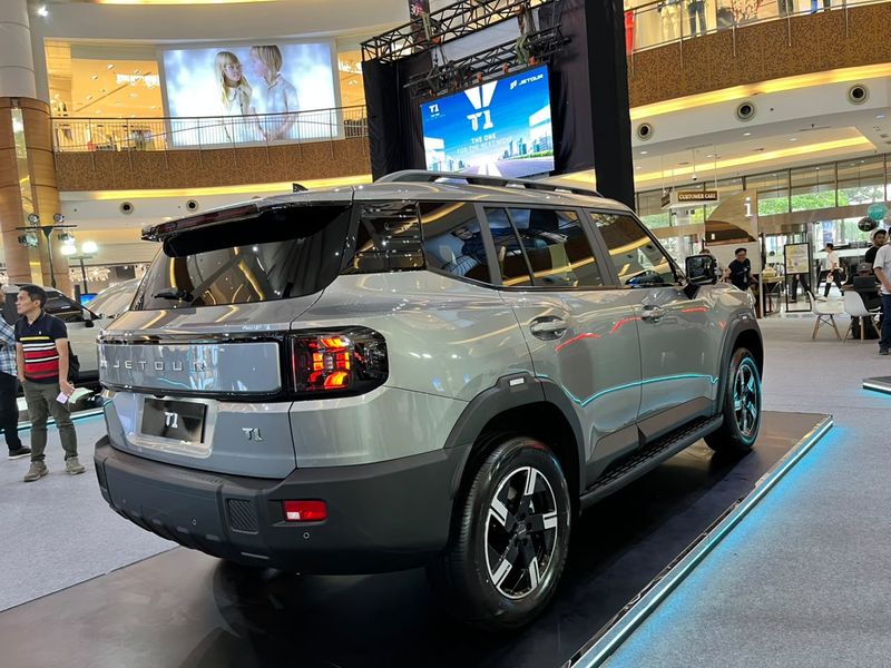 Array,Varian Termurah Jetour T1 Dijual Rp 388 Juta! Intip Spesifikasinya