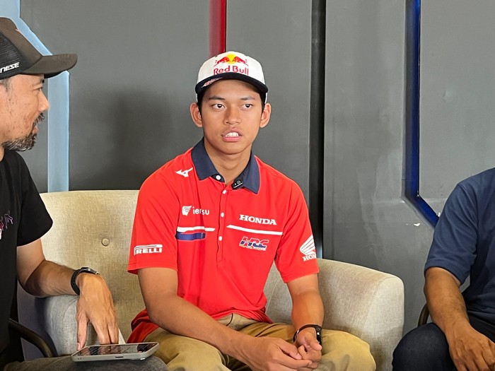 Array,Veda Ega Pratama Senang Pulang ke Indonesia, Bisa Makan Soto Lagi