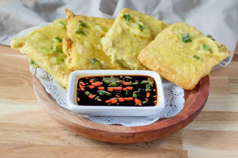 French Toast, Steak, Aglio Olio Smoked Beef, Cah Kangkung Saus Tiram, Kimchi, Tamagoyaki, Udang Goreng Tepung, Salad Roll Smoked Beef, Beef Pepper Rice, Crab Rangoon, Capcay, Oseng Kacang Panjang dan Tempe, Rendang Tempe, Tempe Mendoan, Sup Ayam