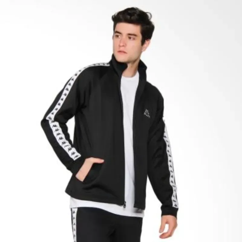 Jaket Parka, Jaket Boomber, Jaket Varsity, Jaket Raincoat, Jaket Kulit, Jaket Sport, Jaket Parasut, Jaket Puffer, Jaket Chore, Jaket Fleece, Jaket Trucker, Jaket Windbreaker, Jaket Coach