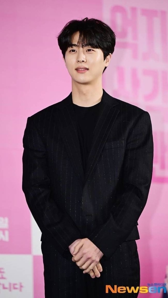 【第1位】キム・ムジュン、永野芽郁との文春砲に衝撃, 【第2位】SMから全員日本人の新グループ「GPP」がデビュー, 【第3位】キム・セロンさん、24歳の若さで死去, 【第4位】BLACKPINK リサ、ラプンツェル役の候補に？, 【第5位】NiziU ニナ、ミセス・若井滉斗と突然の文春砲, 【第6位】チュ・ハンニョン、明日花キララとの密会報道でTHE BOYZを脱退, 【第7位】Stray Kids フィリックス、交通事故で負傷, 【第8位】BTS ジンにキス…日本人女性を立件, 【第9位】俳優チェ・ジョンウさんが死去…享年68歳, 【第10位】SHINee キー、活動自粛を発表