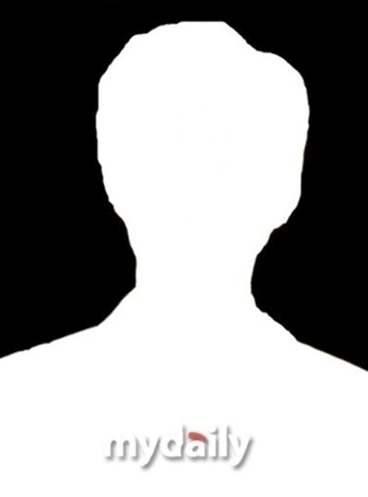 【第1位】G-DRAGON、差別用語の書かれた衣装が議論に, 【第2位】少女時代 ユナ、韓国版「アンナチュラル」出演を検討中, 【第3位】「トッケビ」4人が再会に感激, 【第4位】デビュー直前に日本人練習生が雲隠れ, 【第5位】「21世紀の大君夫人」が炎上…歴史を歪曲したと批判殺到