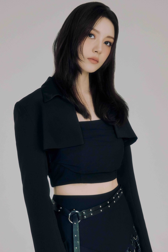 K-POPの最高峰が認めた“限界突破”なグループに！, MIA（ニュービー 未亜）, 豪華プロデューサー陣とタッグ！完成度の高いパフォーマンスに期待, 汗と涙のトレーニング…8人の素顔に迫るドキュメンタリーも