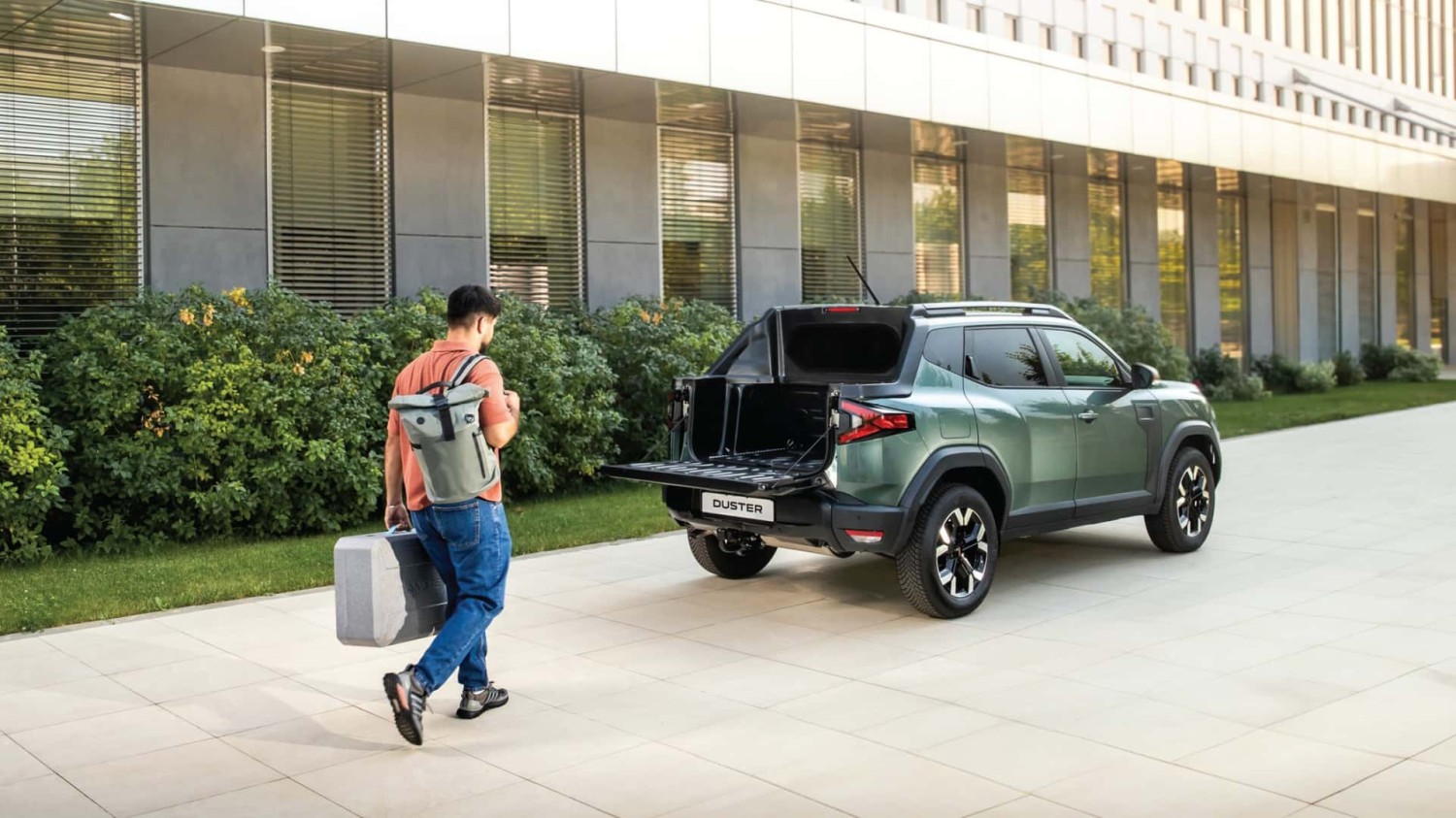 Truk Pikap Dacia Duster