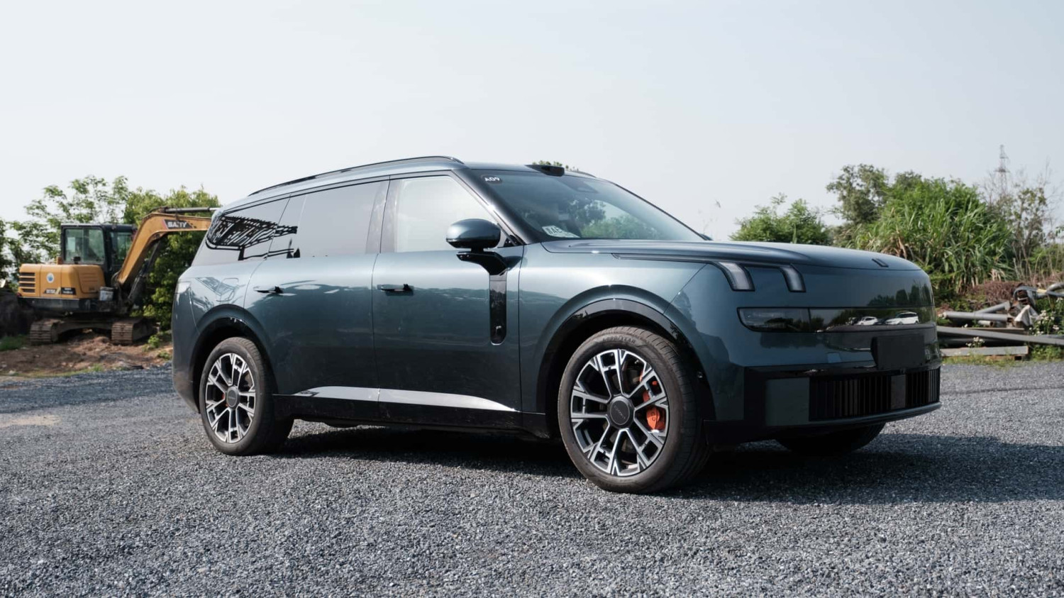 Lynk & Co 900