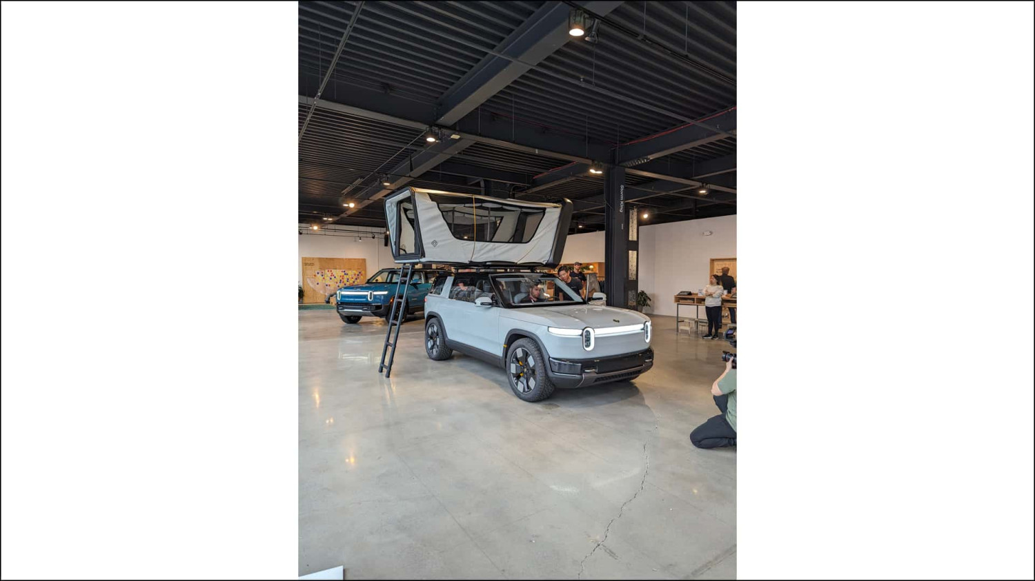Rivian R2 di New York Auto Show