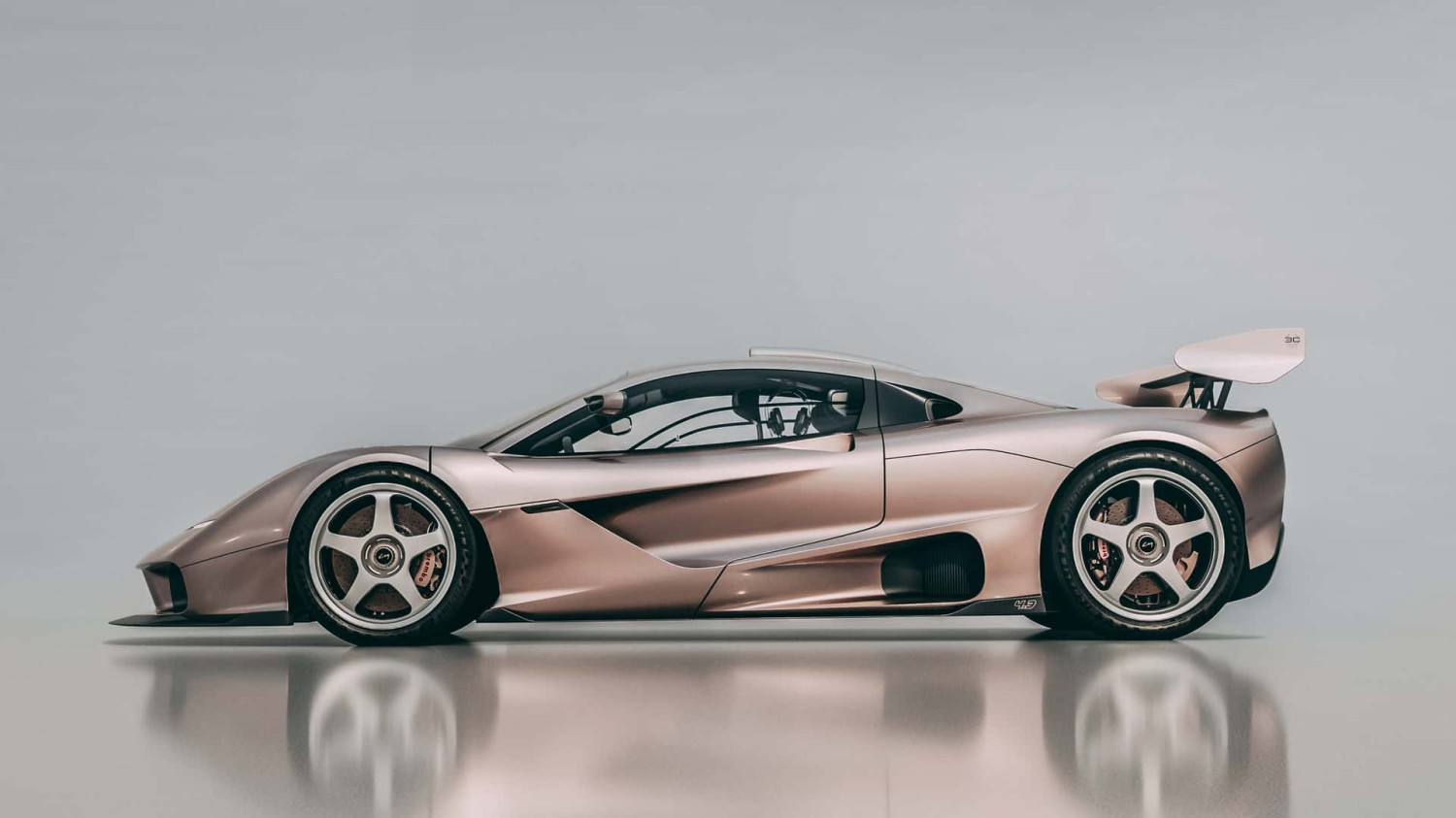 Gordon Murray Otomotif S1 LM