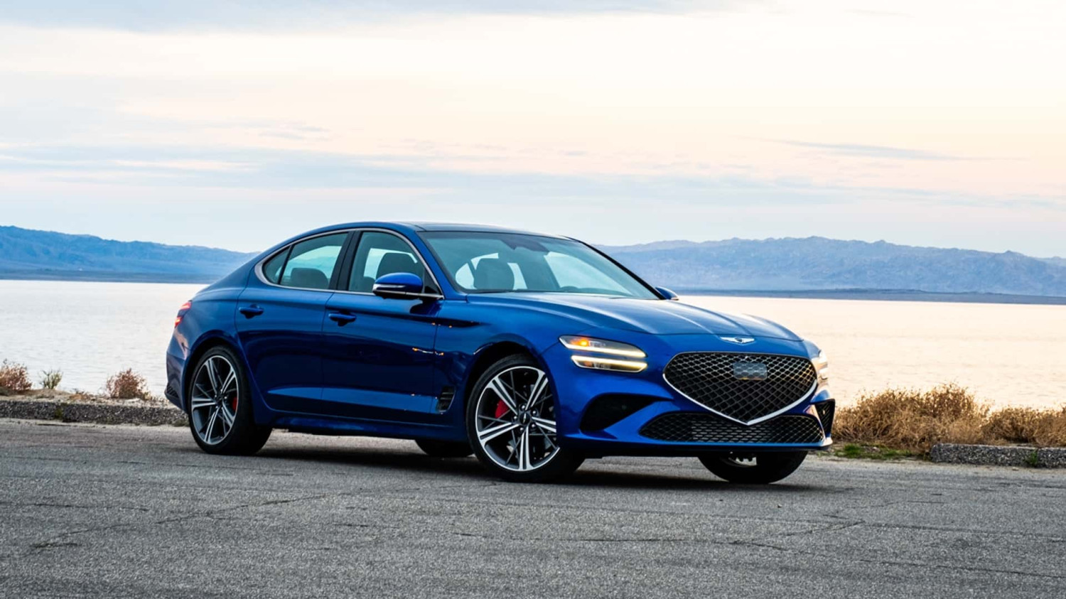Ulasan First Drive Genesis G70 2024