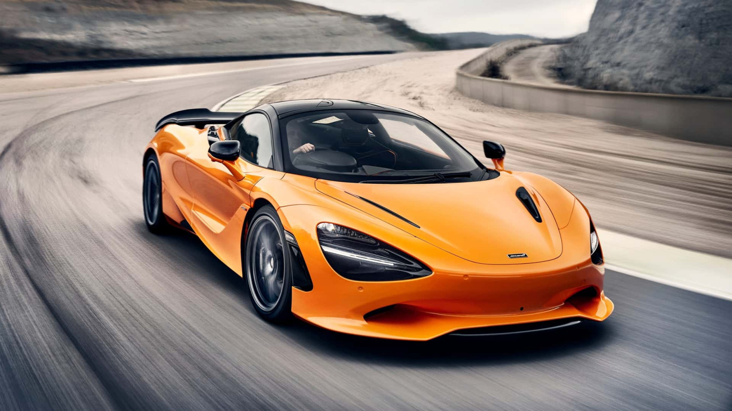 mclaren 750s