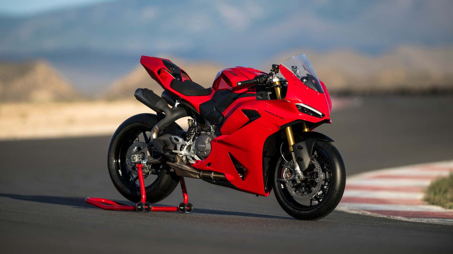 2025 panigale v2 dan v2s
