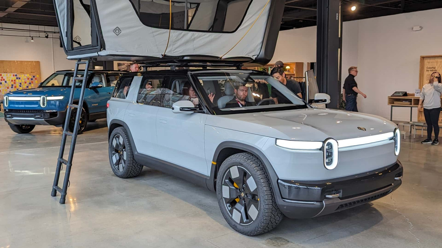 Rivian R2 di New York Auto Show