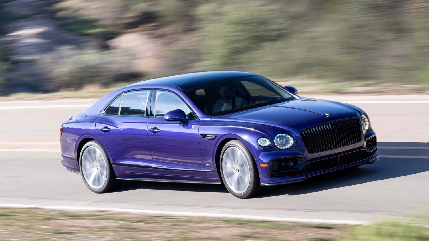 Bentley Flying Spur Hybrid, Merek-merek Mewah dan Premium, Segmen Ultra-Mewah, Mobil-mobil Eksotis dan Hypercar, Pembeli Ultra-Mewah Bukan Pembeli Biasa