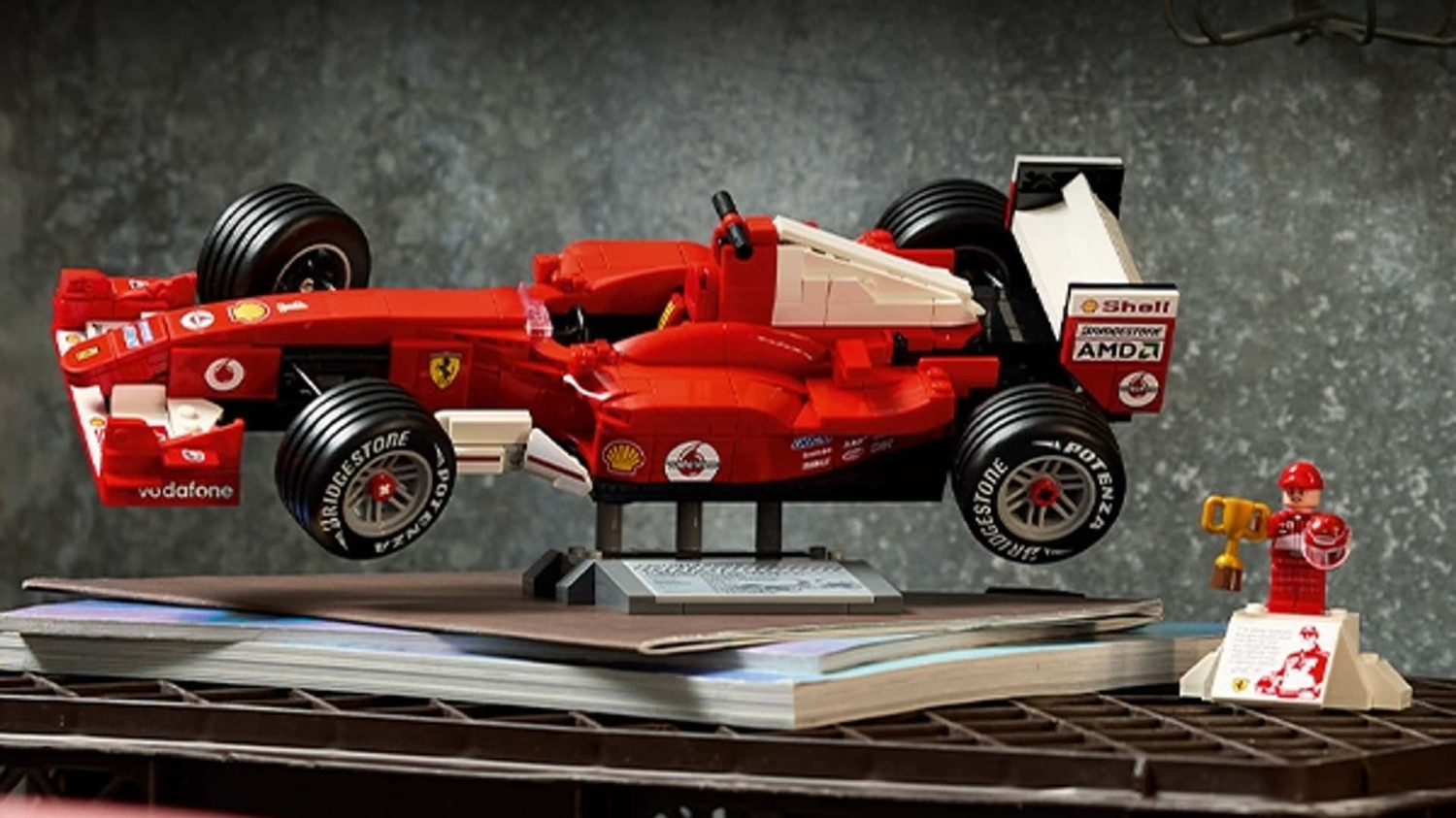 Ferrari F2004 oleh Lego