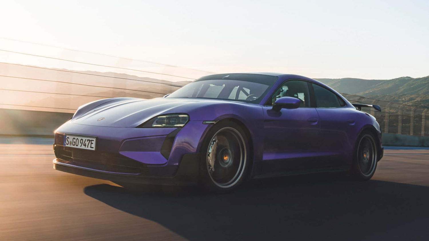 Porsche Taycan Turbo GT 2025