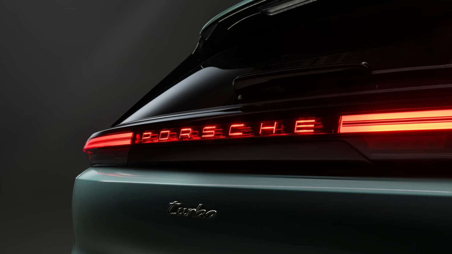 Porsche Cayenne Turbo Listrik