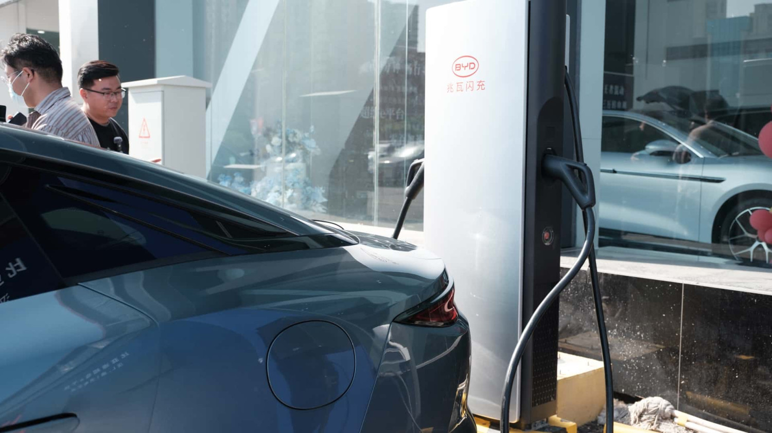BYD Han L, Tang L and Megawatt Charging