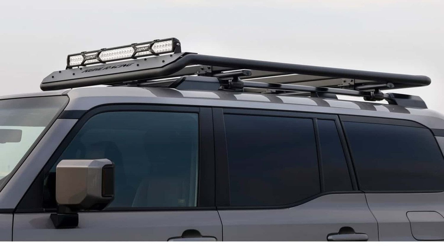 Toyota Land Cruiser Seri Blocker Iron Build oleh Kuhl Racing