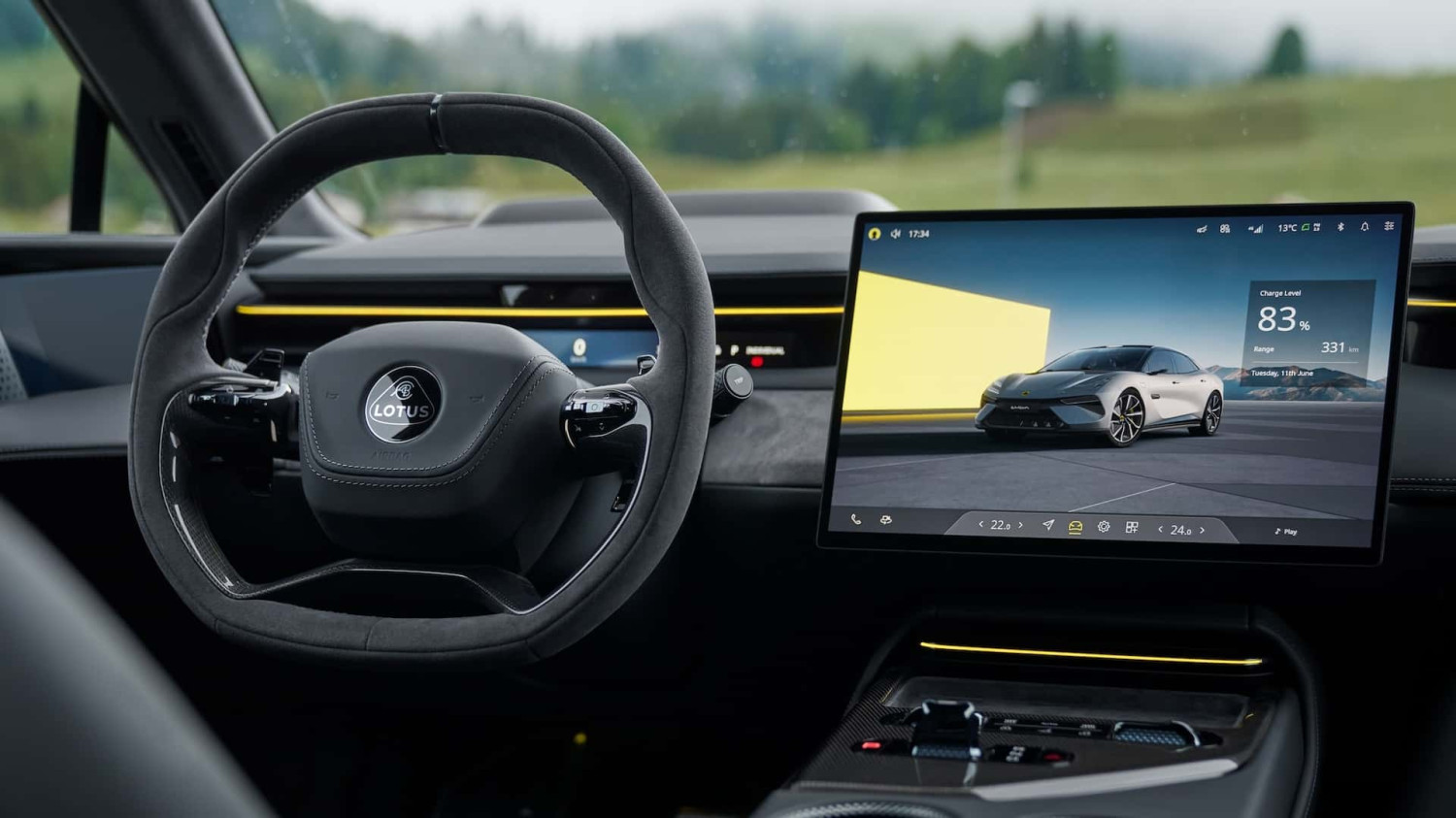Lotus Emeya, Juara Kecepatan dan Pengisian Daya, On The Road, Penilaian Awal,                          Galeri: Lotus Emeya 2025 First Drive Review                    