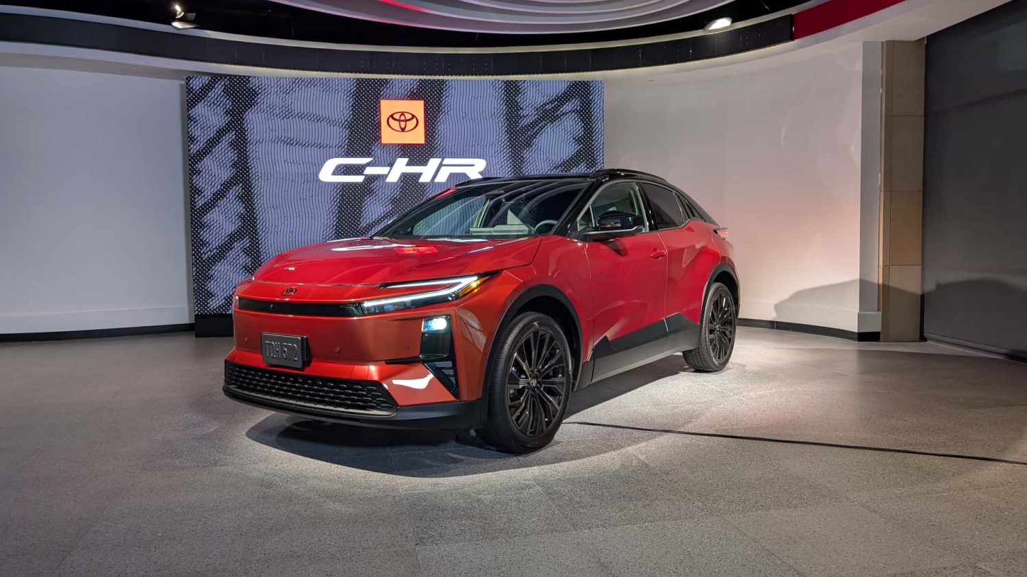 Toyota C-HR 2026 Studio Images