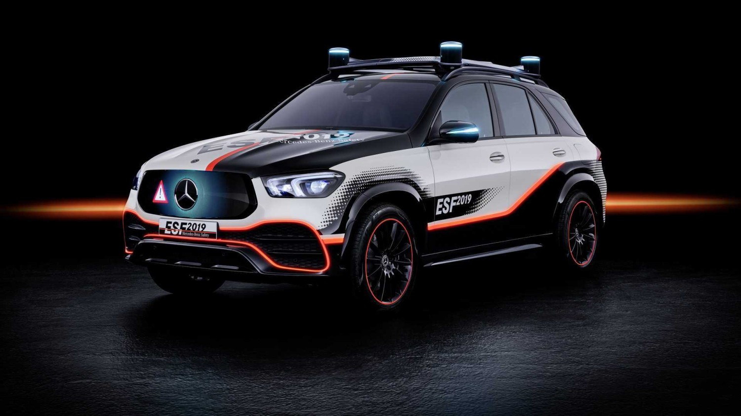 Kendaraan Keselamatan Eksperimental Mercedes-Benz