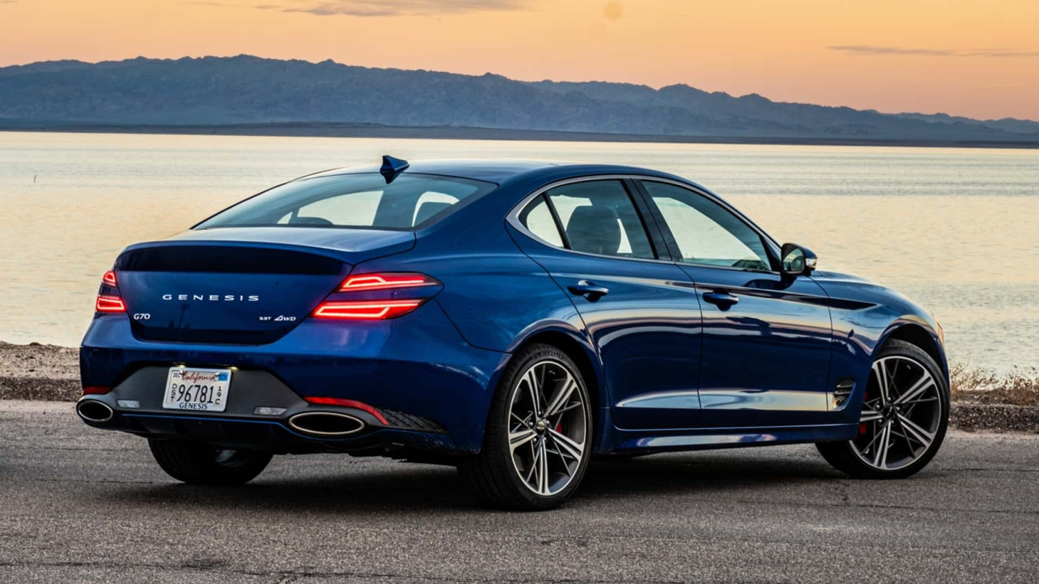 Ulasan First Drive Genesis G70 2024