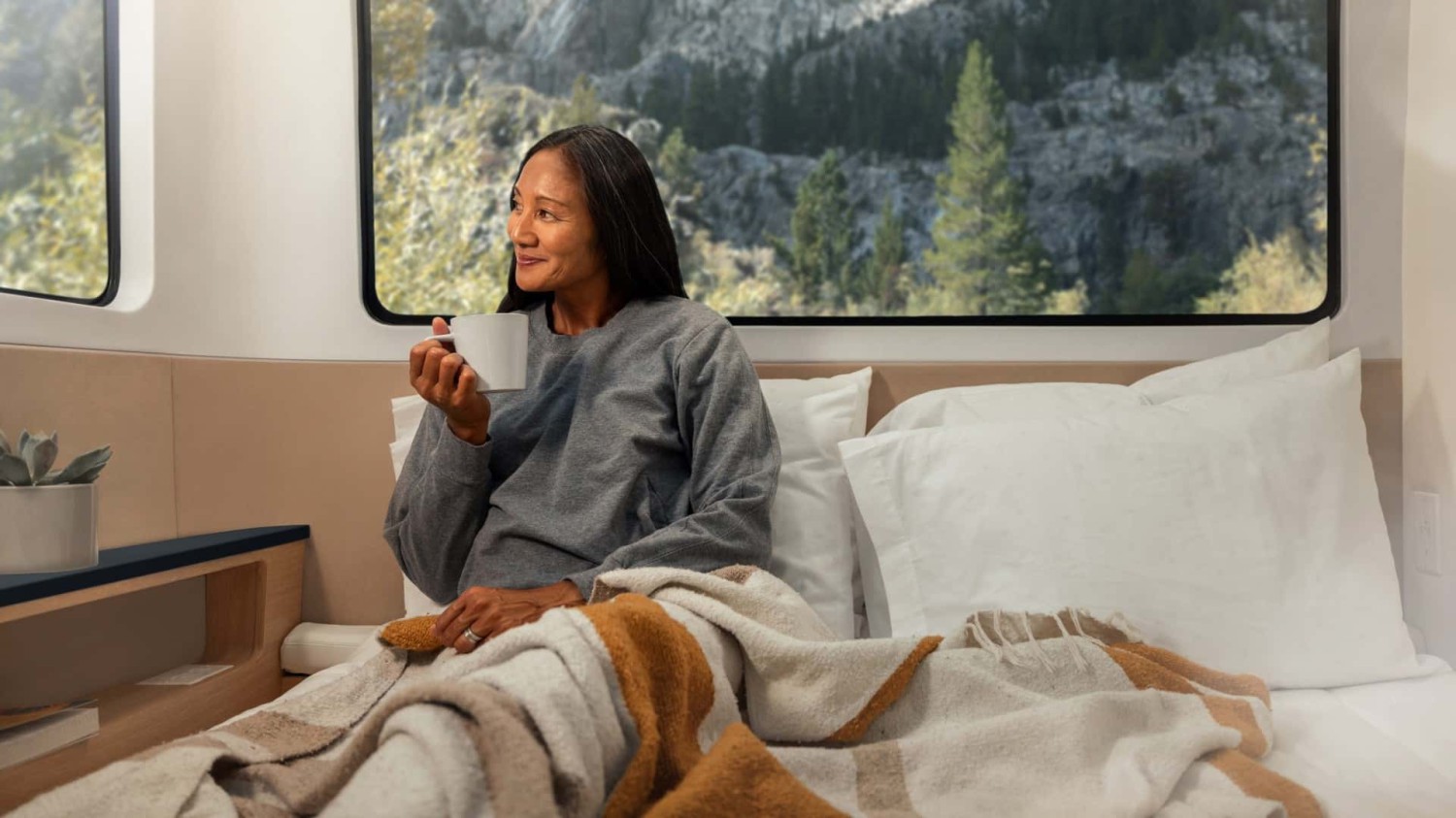 Trailer Perjalanan Mobil Listrik Sepenuhnya Pebble Flow