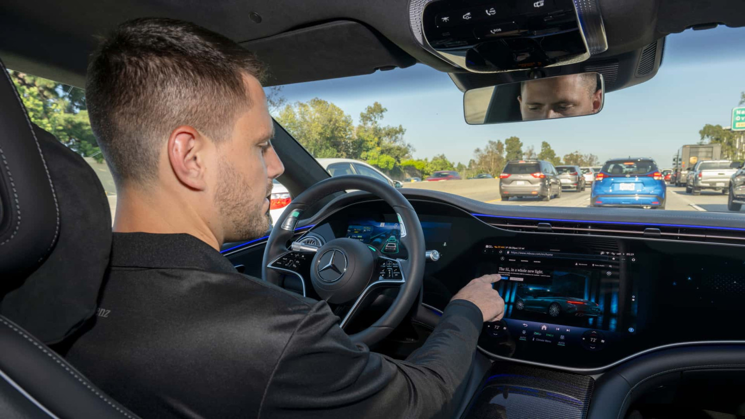 2024 Mercedes-Benz EQS Drive Pilot Interior Eyes-Off Infotainment