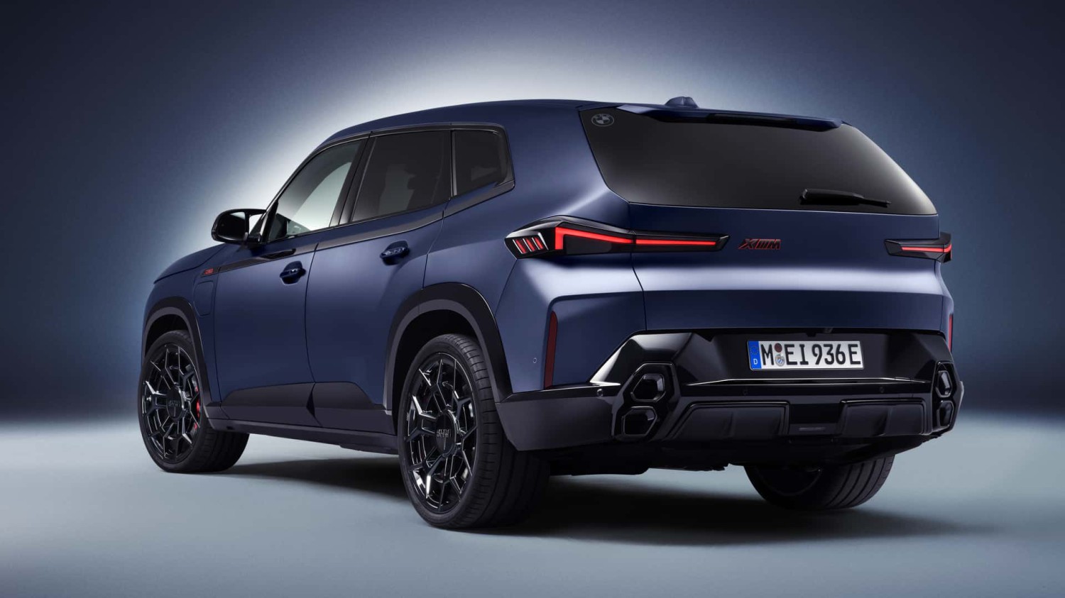 2026 BMW XM Label Exterior 4, Pilihan Baru yang Dapat Dipilih, Pengisian Daya Onboard yang Lebih Baik, Tanggal Peluncuran &amp; Harga,                          Galeri: BMW XM Label 2026                    