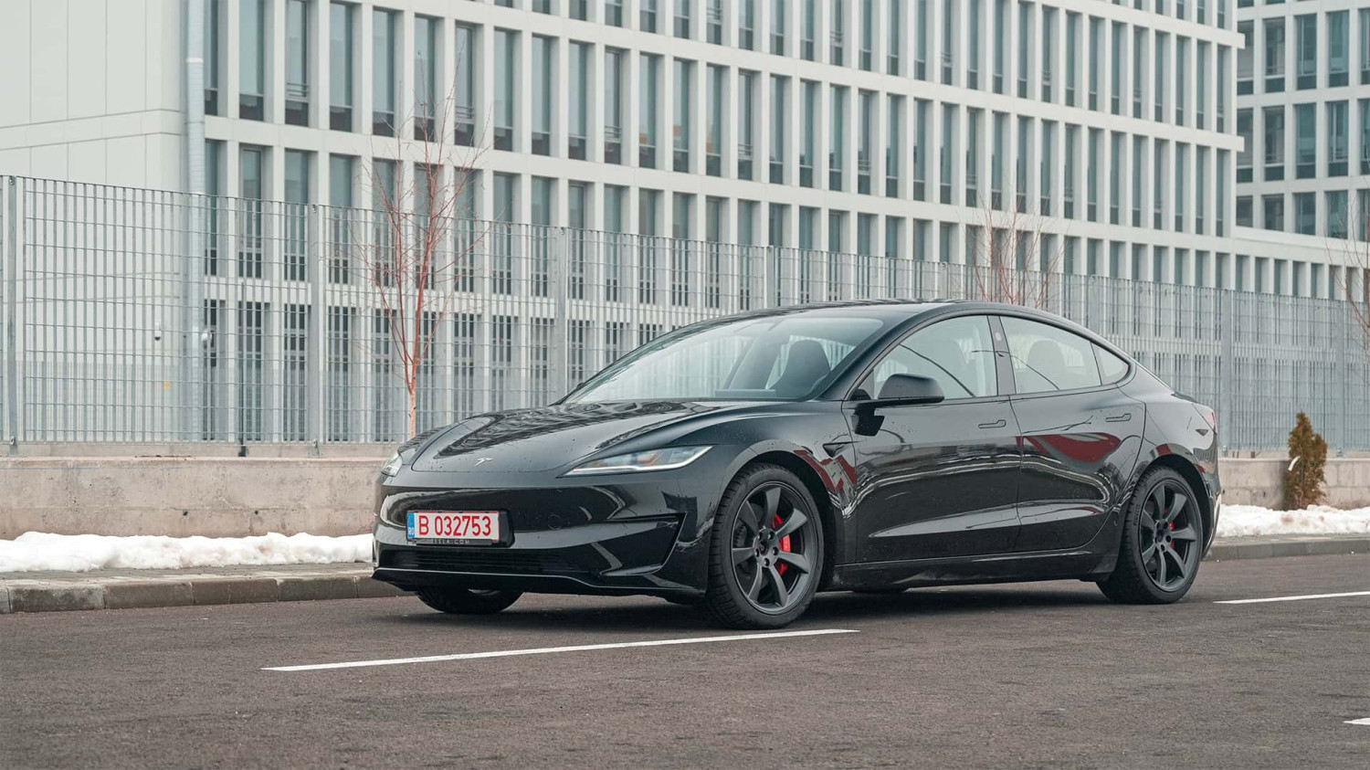 Tesla Model 3 Performance 2025 (Spesifikasi Eropa)