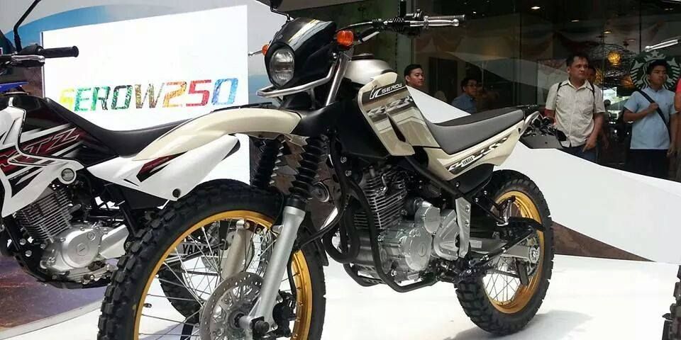 Yamaha Serow 250, Motor Dual Purpose Siap Tantang Kawasaki KLX250, Desain Simpel dengan Fitur Fungsional, Kaki-Kaki Tangguh untuk Segala Medan, Performa Mesin Yamaha Serow 250, Harga dan Pilihan Warna Yamaha Serow 250, Pertanyaan dan Jawaban