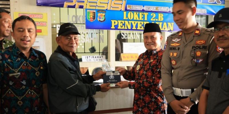 Masih Berlaku Mei 2025, Ini Provinsi yang Gelar Pemutihan Pajak Kendaraan, 2. Kepulauan Riau, 3. Sumatera Selatan, 4. Lampung, 5. Banten, 6. Jawa Barat, 7. Jawa Tengah, 8. Kalimantan Selatan, 9. Kalimantan Timur, 10. Kalimantan Utara, 11. Sulawesi Tengah, 12. Sulawesi Tenggara, 13. Bali