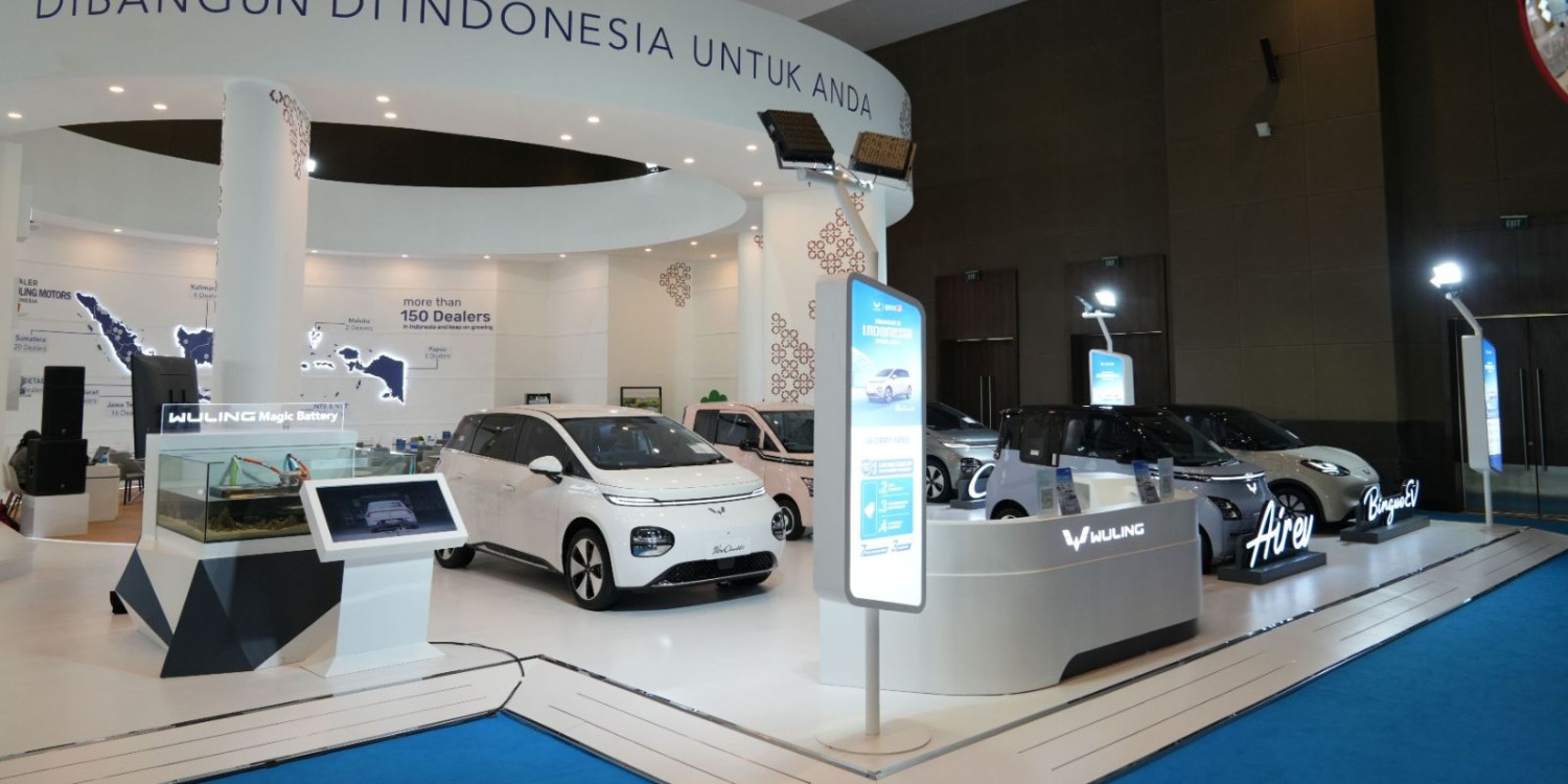 Cloud EV hingga EV Van, Wuling Pimpin Tren Kendaraan Listrik di PEVS 2025, Kontribusi Terbesar Datang dari Air ev, BinguoEV, dan Cloud EV, Pengalaman Test Drive Jadi Daya Tarik Pengunjung, Tiga Penghargaan Bergengsi, Bukti Kualitas dan Inovasi, Debut Perdana Wuling EV Van: Siap Masuk Segmen Komersial Listrik