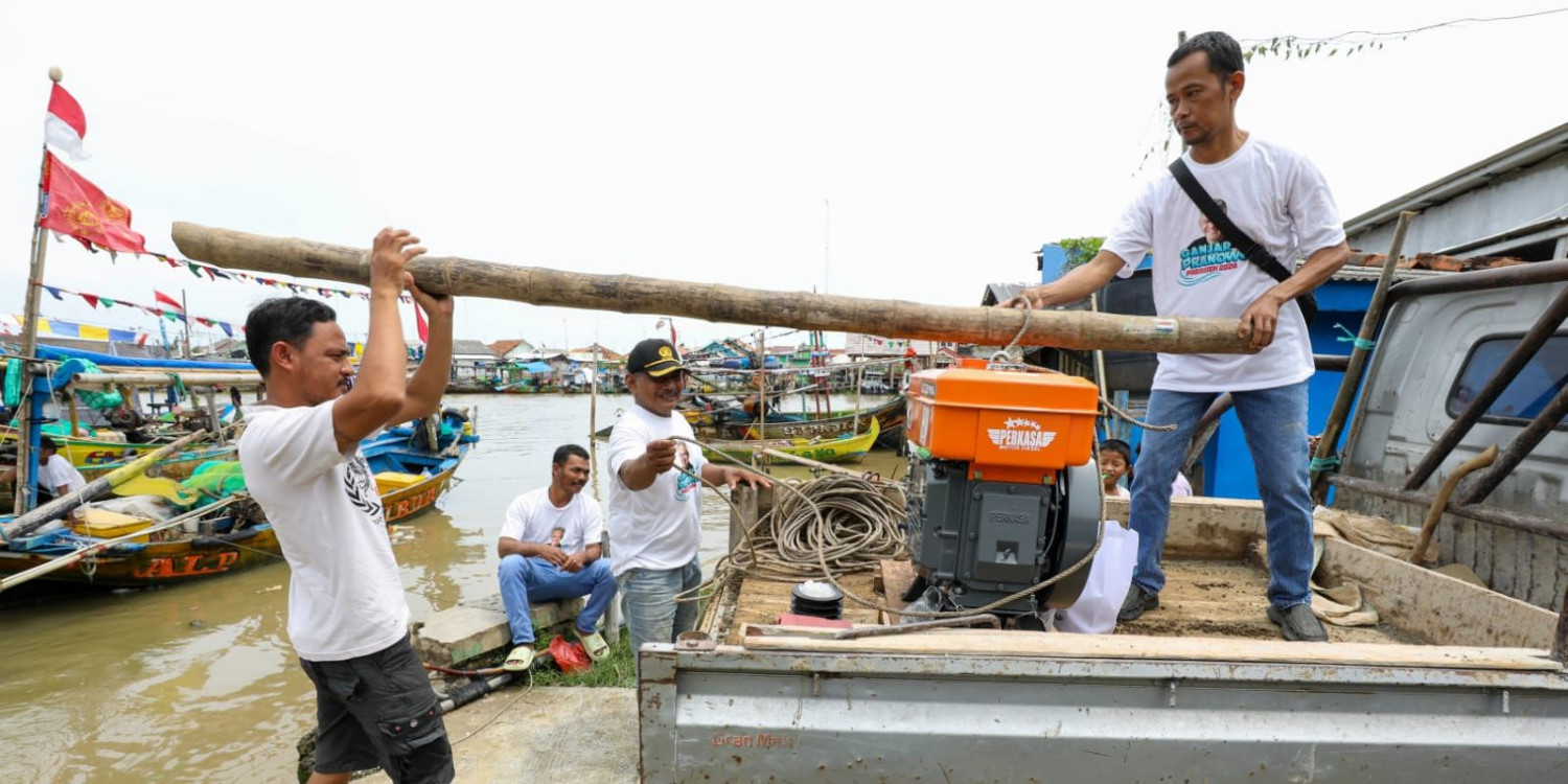 Cara Efektif Mencegah Kebocoran Oli Mesin Kapal, 1. Usia Komponen Mesin Kapal yang Sudah Tua Menjadi Pemicu Bocornya Oli, 2. Suhu dan Tekanan Tinggi Dapat Merusak Seal Mesin, 3. Oli Berkualitas Rendah Tingkatkan Risiko Kebocoran, 4. Kesalahan Instalasi Gasket dan Seal Jadi Faktor Utama, 5. Retakan dan Korosi Menyebabkan Oli Keluar dari Mesin, 6. Lakukan Perawatan Rutin untuk Mencegah Kebocoran Oli, 7. Gunakan Teknologi Monitoring untuk Deteksi Cepat