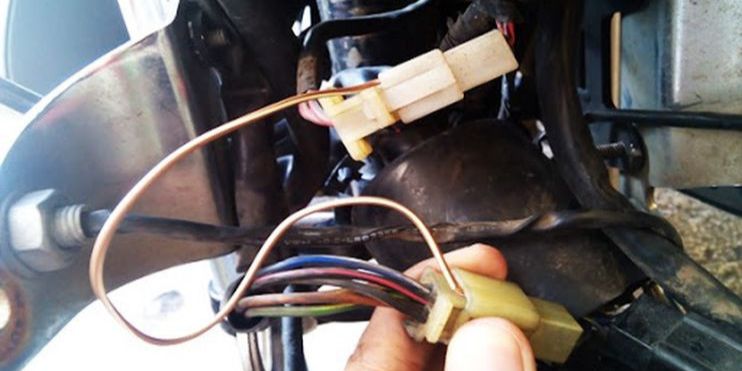 Panduan Lengkap: Arti Warna Kabel Kelistrikan Mobil dan Fungsinya, Arti Warna Kabel Mobil dan Pentingnya dalam Sistem Kelistrikan, Kode dan Fungsi Kabel Mobil 1 Warna: Dari Hitam hingga Pink, Mengenal Kabel Mobil 2 Warna dan Kombinasinya, Apa Fungsi Kabel 3 Warna pada Mobil?, Warna Kabel Positif Mobil: Standar dan Fungsinya, Kabel Negatif Mobil Berwarna Apa? Ini Penjelasannya, Fungsi Utama Kabel Kelistrikan Mobil dalam Sistem Listrik, Komponen dalam Kabel Kelistrikan Mobil: Dari Penghantar hingga Isolator, Dampak Kerusakan Kabel Mobil dan Risiko Listrik yang Perlu Diwaspadai