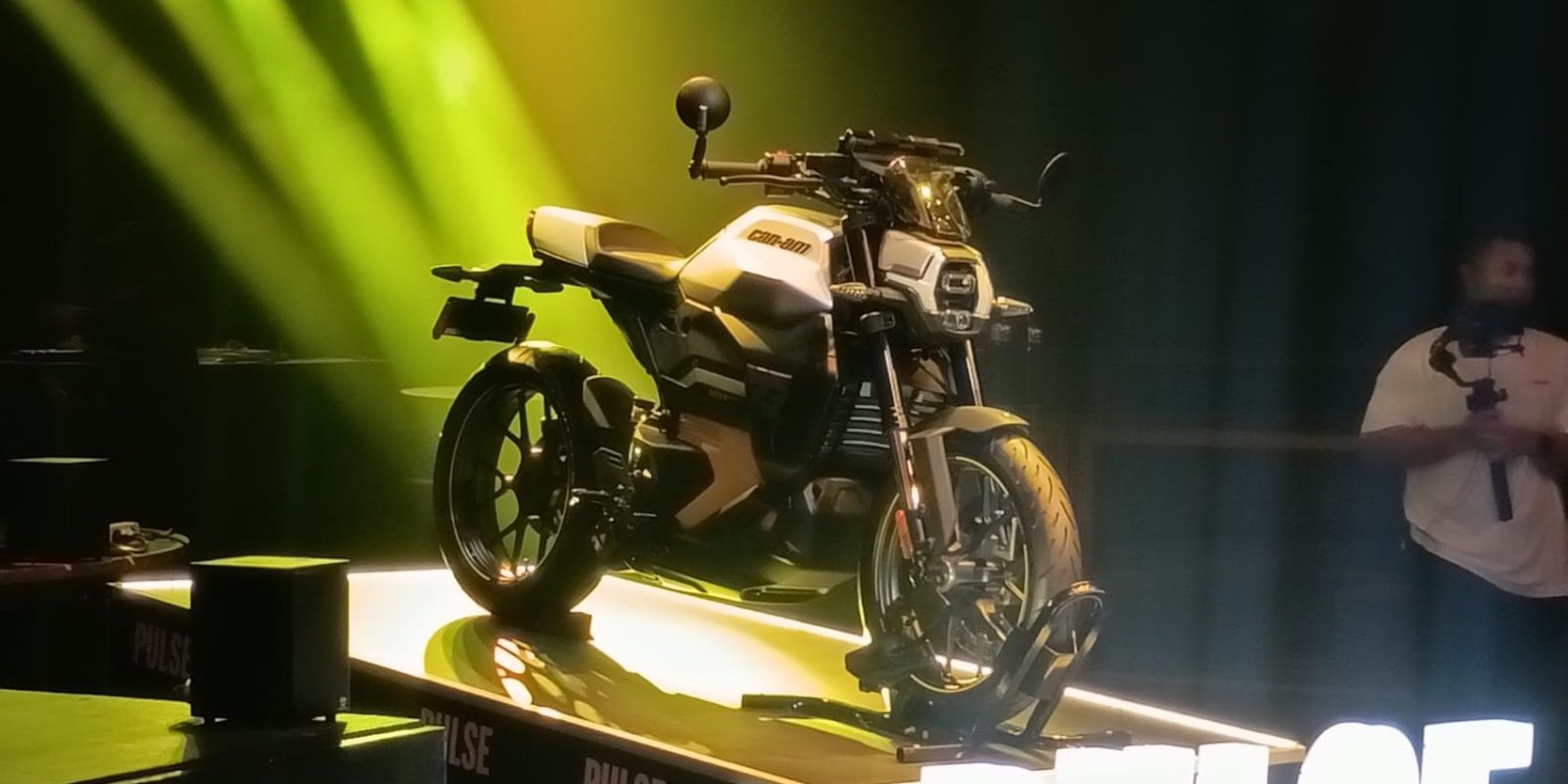 Motor Listrik Premium Can-Am Resmi Meluncur, Ini Spesifikasi &amp; Fitur Futuristiknya, Warisan 80 Tahun BRP &amp; Revolusi Listrik Baru dari Can-Am, Performa &amp; Teknologi: Kekuatan Tersembunyi di Balik Desain Futuristik, Can-Am Pulse 2025: Motor Listrik Kota yang Gesit &amp; Canggih, Can-Am Origin 2025: Si Penjelajah Listrik Multi-Terrain, Dukungan Purna Jual Lengkap &amp; Jaringan Nasional