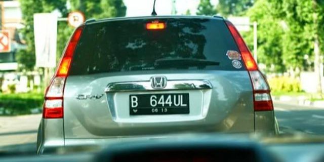 Cara Mudah Cek Plat Nomor Kendaraan Secara Online dan Offline, Cek Plat Nomor Lewat Website Resmi, Cek Plat Nomor via Aplikasi SIGNAL, Alternatif Aplikasi Sesuai Domisili, Cek Plat Nomor Tanpa Internet via SMS, Informasi Kendaraan yang Bisa Diakses, Keamanan dan Legalitas Transaksi Kendaraan, Kapan Harus Cek Plat Nomor?, Tips Aman Cek Plat Nomor, Daftar Website Samsat Provinsi