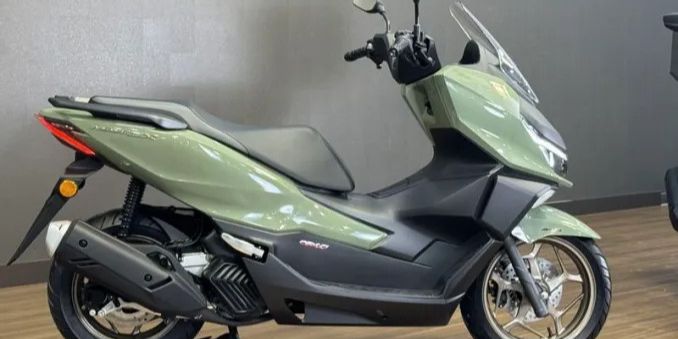 Gabungan PCX dan ADV, Honda NS150GX 2025 Punya Kamera Depan dan Sensor Ban Canggih, Desain Agresif dan Elegan Ala PCX-ADV, Fitur Kamera Depan yang Inovatif, Performa Mesin Bertenaga dan Efisien, Sistem Keamanan Canggih untuk Kenyamanan Berkendara, Fitur Tambahan yang Memanjakan Pengendara
