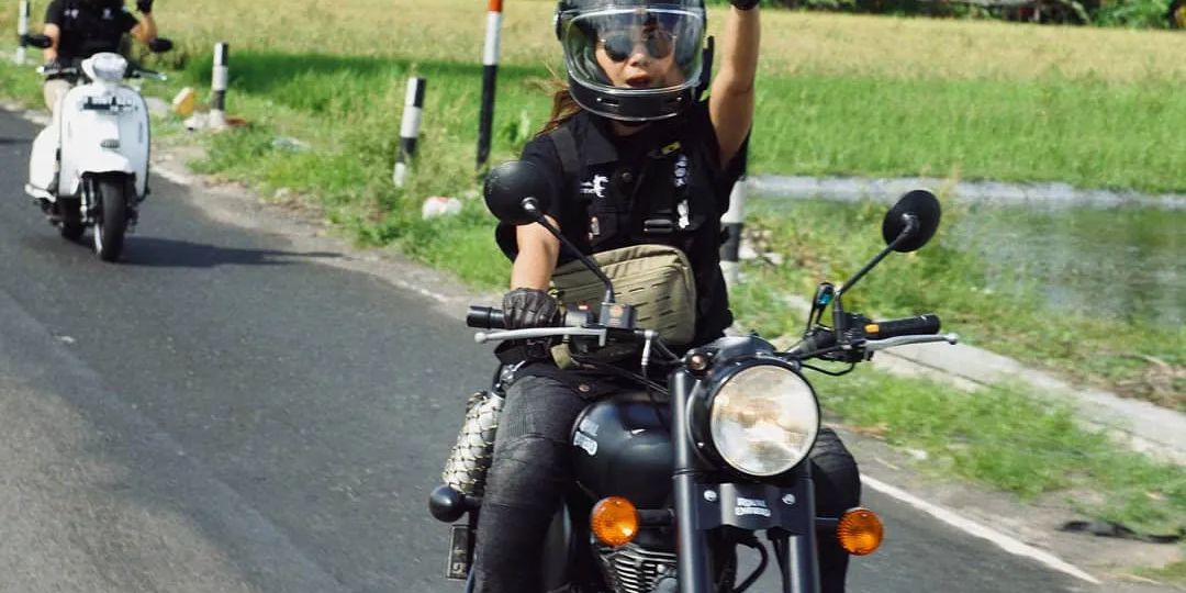 Persiapan Touring Motor: Tips dan Trik untuk Perjalanan Aman dan Nyaman, 1. Touring Motor: Lebih dari Sekadar Perjalanan Jauh, 2. Pentingnya Persiapan Touring Motor Sebelum Berangkat, 3. Cek Kondisi Fisik Sebelum Touring Jarak Jauh, 4. Cek Lengkap Kondisi Motor Sebelum Touring, 5. Daftar Perlengkapan Touring Motor Wajib Dibawa, 6. Alat Navigasi dan Komunikasi: Hindari Nyasar di Jalan, 7. Powerbank dan Charger Motor: Jangan Kehabisan Daya, 8. Obat-Obatan dan P3K: Bekal Kesehatan di Tengah Perjalanan, 9. Tool Kit Wajib: Solusi Cepat untuk Masalah Teknis Ringan, 10. Flat Tire Repair Kit: Siap Hadapi Ban Bocor di Jalan Sepi, 11. Tips Packing Cerdas untuk Touring Motor Jarak Jauh, 12. Pakaian Ganti dan Alas Kaki: Jangan Sepelekan Kenyamanan, 13. Senter LED: Kecil Tapi Vital Saat Touring Malam Hari