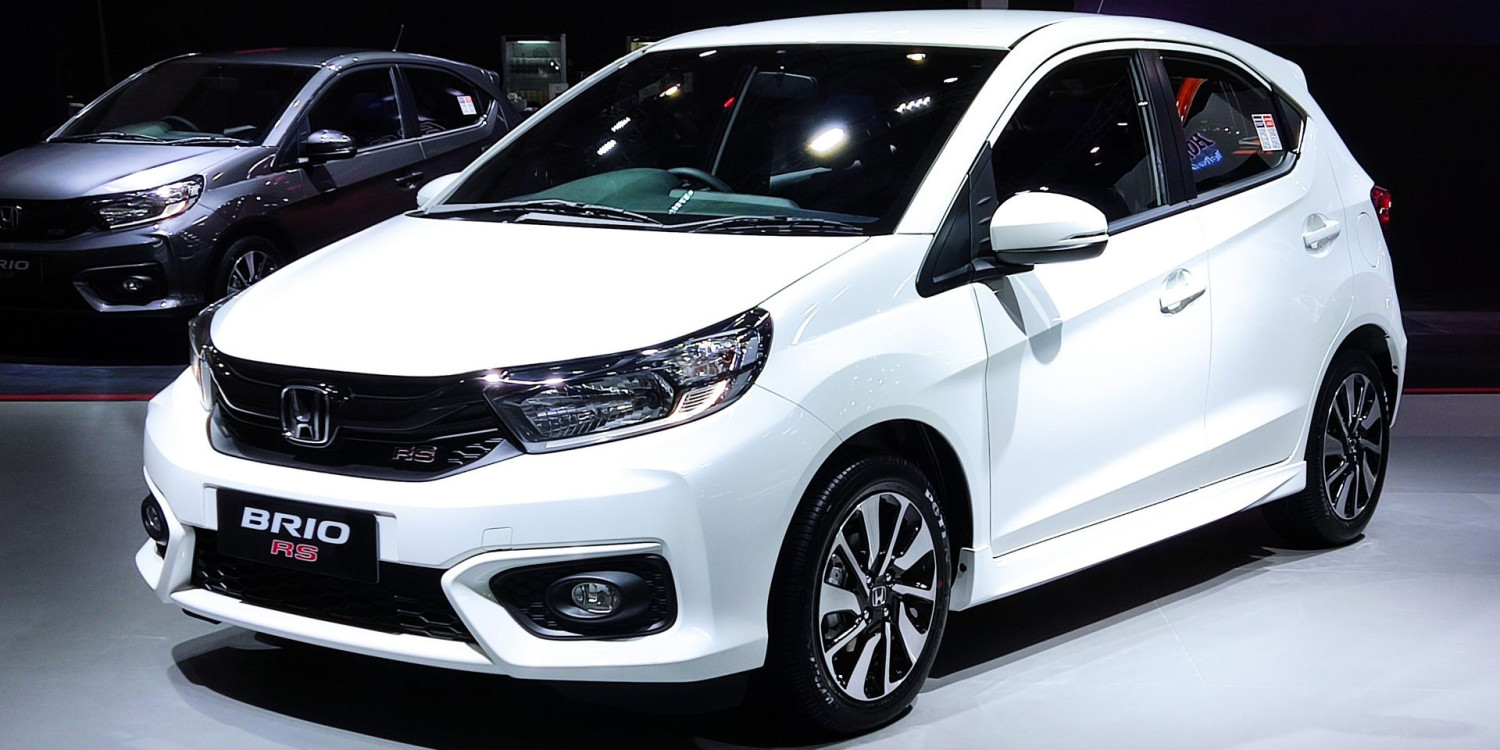 Tips Beli Mobil Pertama: Aman, Nyaman, dan Sesuai Budget, Tentukan Anggaran Realistis, Sesuaikan dengan Kebutuhan Pribadi, Pilih Jenis Mobil yang Tepat, Perhatikan Reputasi Merek Mobil, Lakukan Pemeriksaan Kondisi Mobil, Teliti Kelengkapan Dokumen, Pertimbangkan Efisiensi Konsumsi Bahan Bakar, Uji Coba Sebelum Membeli