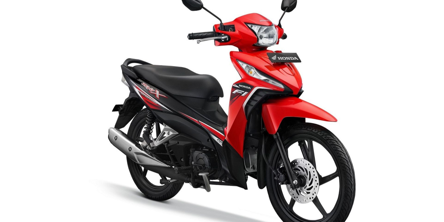 Cara Sederhana Bikin Motor Awet, Aman, dan Nyaman dengan Mudah, Kenapa Perawatan Rutin Penting untuk Motor Kesayangan, Dampak Kotoran Menumpuk: Dari Tampilan Kusam hingga Korosi, Benda-Benda Berbahaya yang Sering Tak Disadari, Hindari Simpan Barang Logam dan Korek Api di Kompartemen Motor, Rutin Periksa Knalpot dan Bagasi Motor dari Benda Asing, Cuci Motor Setelah Hujan atau Lewat Jalan Berlumpur, Jaga Area Parkir Rumah Tetap Bersih dan Bebas Hama, Simpan Tools dan Dokumen di Tempat yang Tepat, Bangun Kebiasaan Baik demi Motor Lebih Tahan Lama