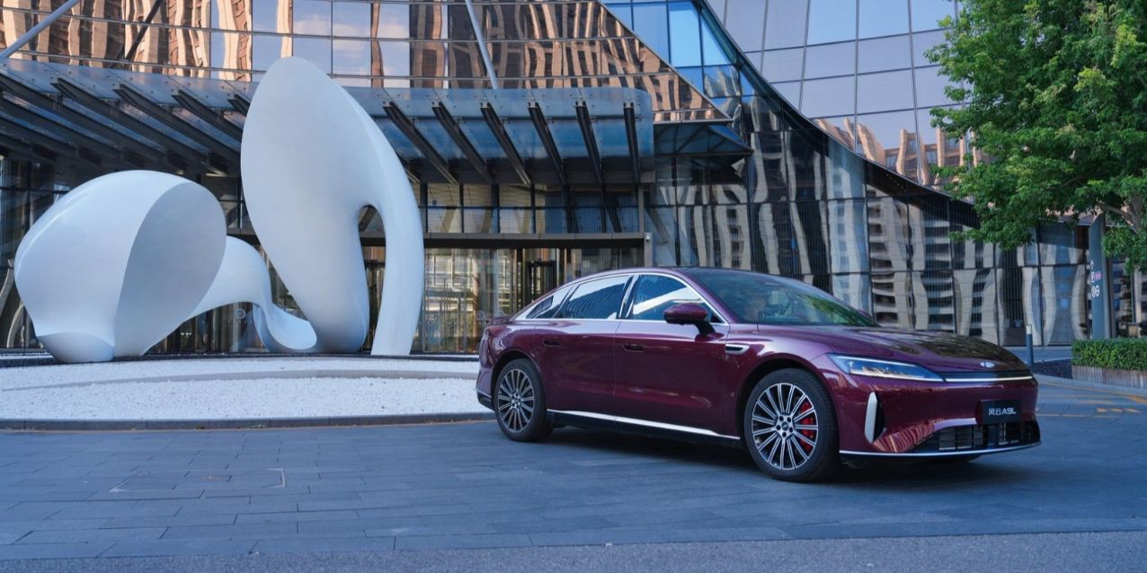 Chery Fulwin A9L Laris Manis, Lebih dari 50 Ribu Unit Terjual dalam Sehari, Desain Futuristik dan Aerodinamis, Teknologi Canggih di Setiap Sudut, Kenyamanan Kabin Kelas Atas, Performa Hybrid yang Mengesankan, Fitur Keselamatan Terdepan, Harga dan Ketersediaan
