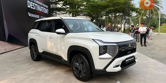 Terungkap! Spesifikasi All New Mitsubishi Destinator GLS, Apa yang Didapat dari Varian Termurah Ini?, Desain Eksterior Fungsional All New Mitsubishi Destinator GLS, Kenyamanan Interior dan Fitur Infotainment Destinator GLS, Fitur Unik dan Kepraktisan Destinator GLS, Aspek Keselamatan All New Mitsubishi Destinator GLS, Performa Mesin dan Posisi Pasar Destinator GLS