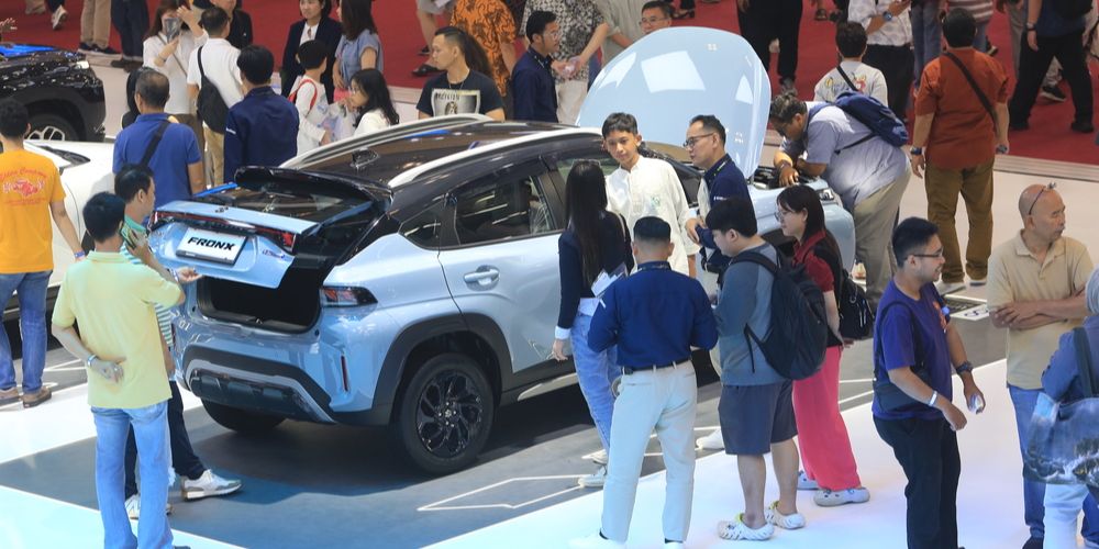 Suzuki Bagikan Uang Elektronik hingga Rp2 Juta di GIIAS 2025, Tapi Hanya untuk Pembeli Ini, Promo Uang Elektronik Eksklusif Hanya Selama GIIAS 2025, Upgrade Mobil Lama Jadi Mobil Baru Pakai Skema Trade-In, Kombinasi Promo yang Fleksibel dan Bisa Digabung, Akses Terjangkau untuk Semua Segmen Pasar, Hadirkan Value Lebih dari Sekadar Produk