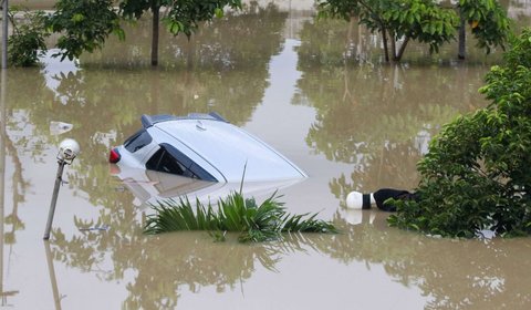 Bahaya Water Hammer: Jangan Nyalakan Mesin Jika Kendaraan Terendam Banjir