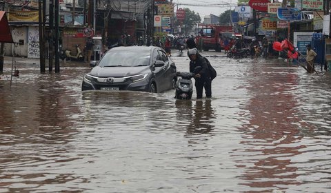 Bahaya Water Hammer: Jangan Nyalakan Mesin Jika Kendaraan Terendam Banjir