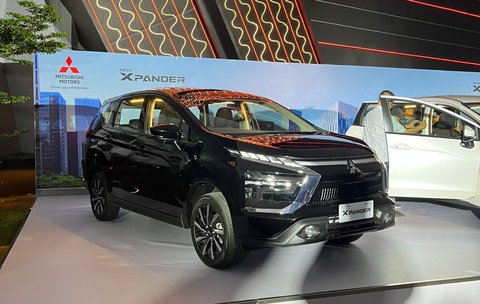 New Xpander 2025 Meluncur, Fitur Unggulan Ini Bikin Pesaing Ketar-Ketir, Eksterior: Desain Baru yang Lebih Dinamis, Interior dan Kenyamanan Kabin: Modern, Praktis, dan Lapang, Performa dan Keamanan: Lebih Tangguh dan Aman, Varian Baru: Exceed Tourer, Premium tapi Terjangkau, Tetap Kompetitif di Segmennya