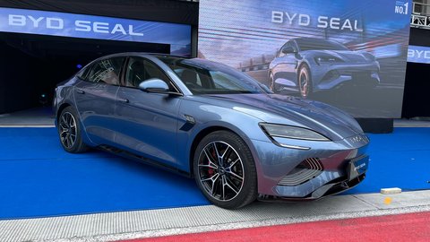 Top 10 Merek Mobil Terlaris Mei 2025: Honda Rebut Posisi, BYD Tergeser!, Toyota Tetap Jadi Raja Penjualan Mobil, Daihatsu Tempati Posisi Runner-Up, Mitsubishi Naik Peringkat, Salip Honda, Honda Comeback ke Lima Besar, BYD Mulai Menunjukkan Taringnya, Chery Berhasil Naik Peringkat
