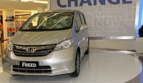 Incaran Keluarga Muda! 4 Mobil Bekas Matic Honda di Bawah Rp100 Juta, Honda Jazz IDSI Matic (2004–2007), Honda City i-DSI Matic (2004–2007), Honda Freed A/T (2010–2011), Honda Brio Satya A/T (2013–2014), Tips Membeli Mobil Bekas Matic Honda