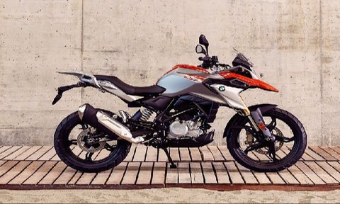 Rekomendasi Motor untuk Touring, Pilihan Terbaik untuk Petualangan Anda, Motor Sport/Adventure Touring, Motor Matic Touring, Motor Adventure Touring (Kelas Lebih Tinggi), Pertimbangan Saat Memilih Motor Touring