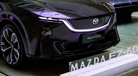 Mazda EZ-60 Tembus 30 Ribu Pre-Order, Alasan SUV Ini Jadi Rebutan di China, Skema Pre-Order Unik Mazda EZ-60, Target Pasar yang Tepat, Spesifikasi Unggulan Mazda EZ-60, Kolaborasi dengan Changan, Ekspansi Global Mazda dengan EZ-60